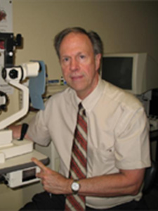 Photo of Dr. Travis Yadon